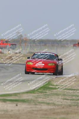 media/Oct-25-2025-CalClub SCCA (Sat) [[34c778dfbe]]/Group 4/Qualifying/